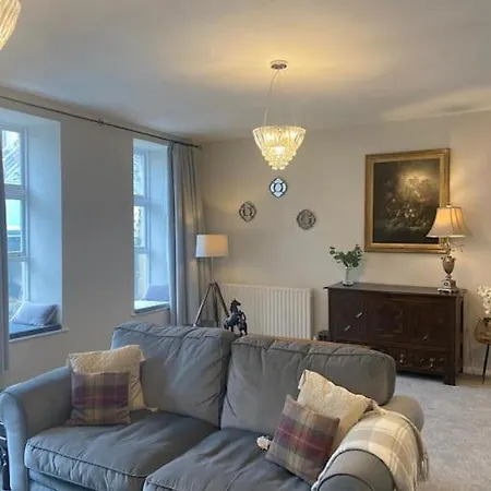 Ash Holiday home